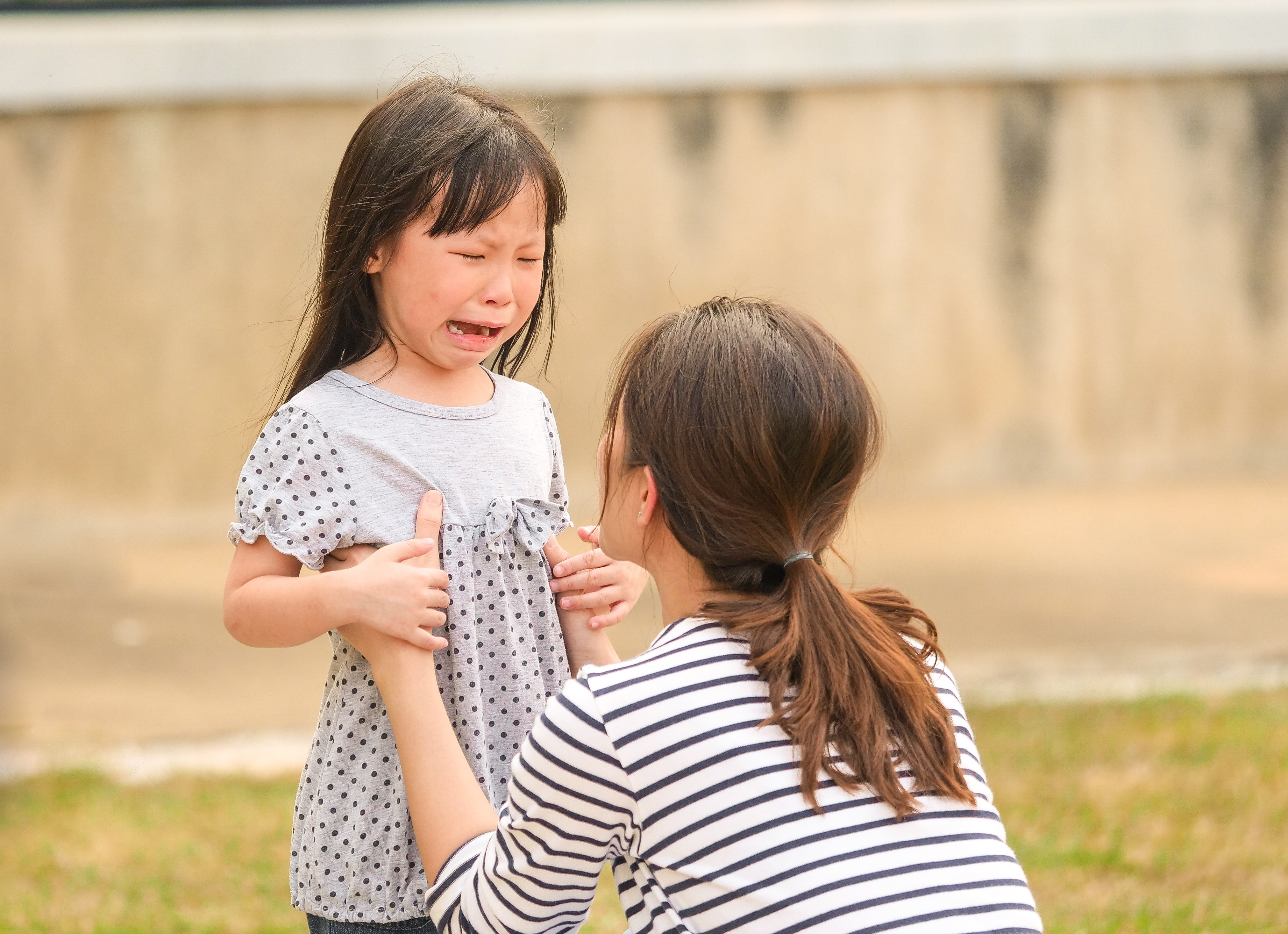 anak suka menentang, tips parenting anak, komunikasi anak, anak keras kepala, car, Bunda, si Kecila hadapi tantrum anak